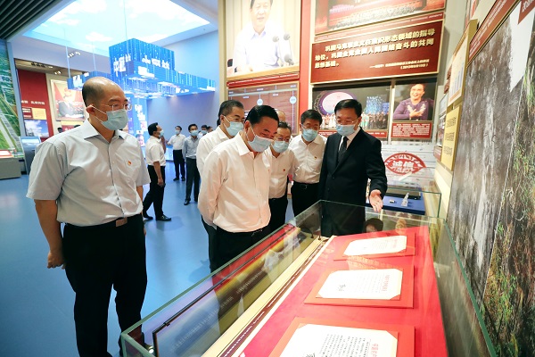 郝鹏、、、国资、、、央企、、、国资委、、、书记、、、主任、、、国企、、、企业刷新