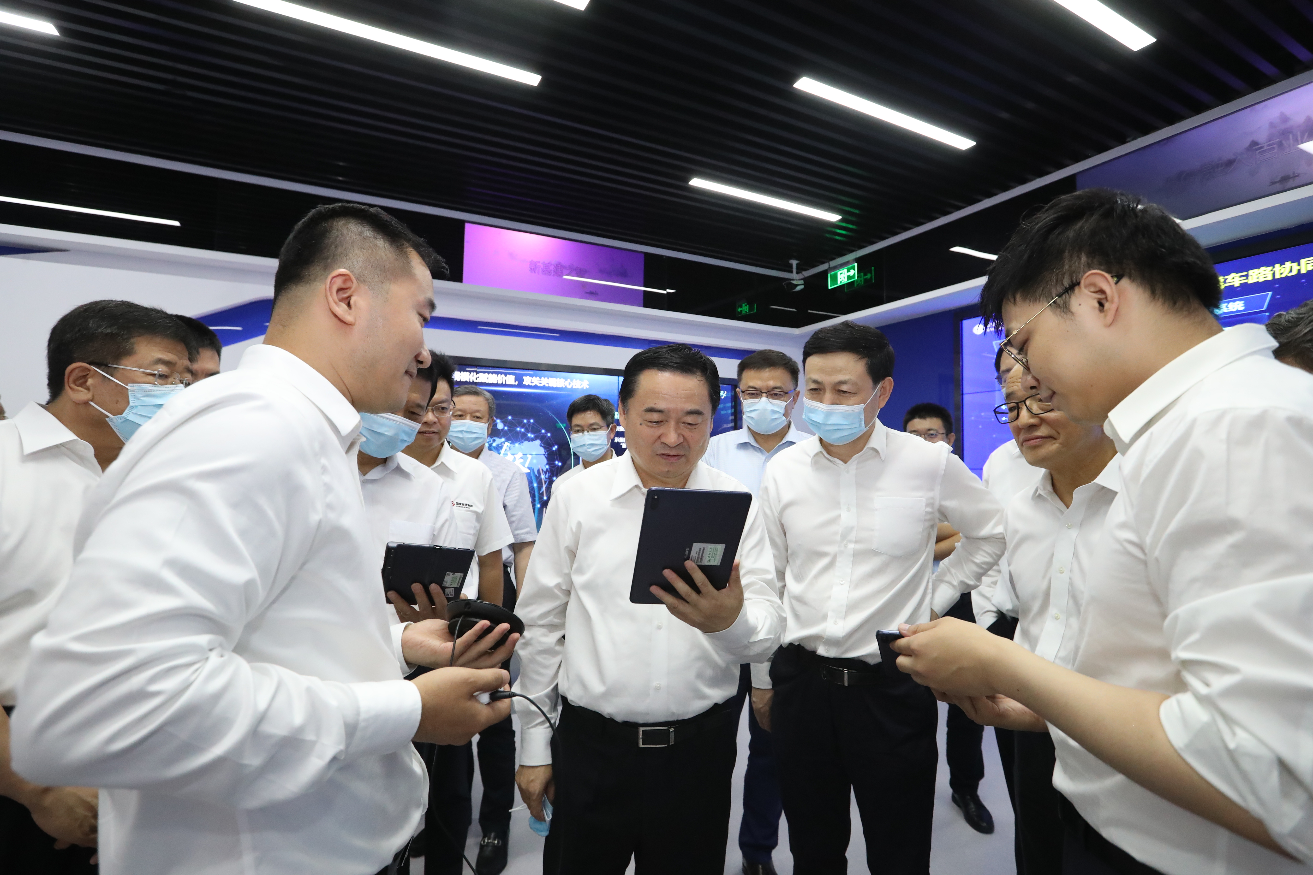 郝鹏、、国资、、央企、、国资委、、书记、、主任、、国企、、企业刷新