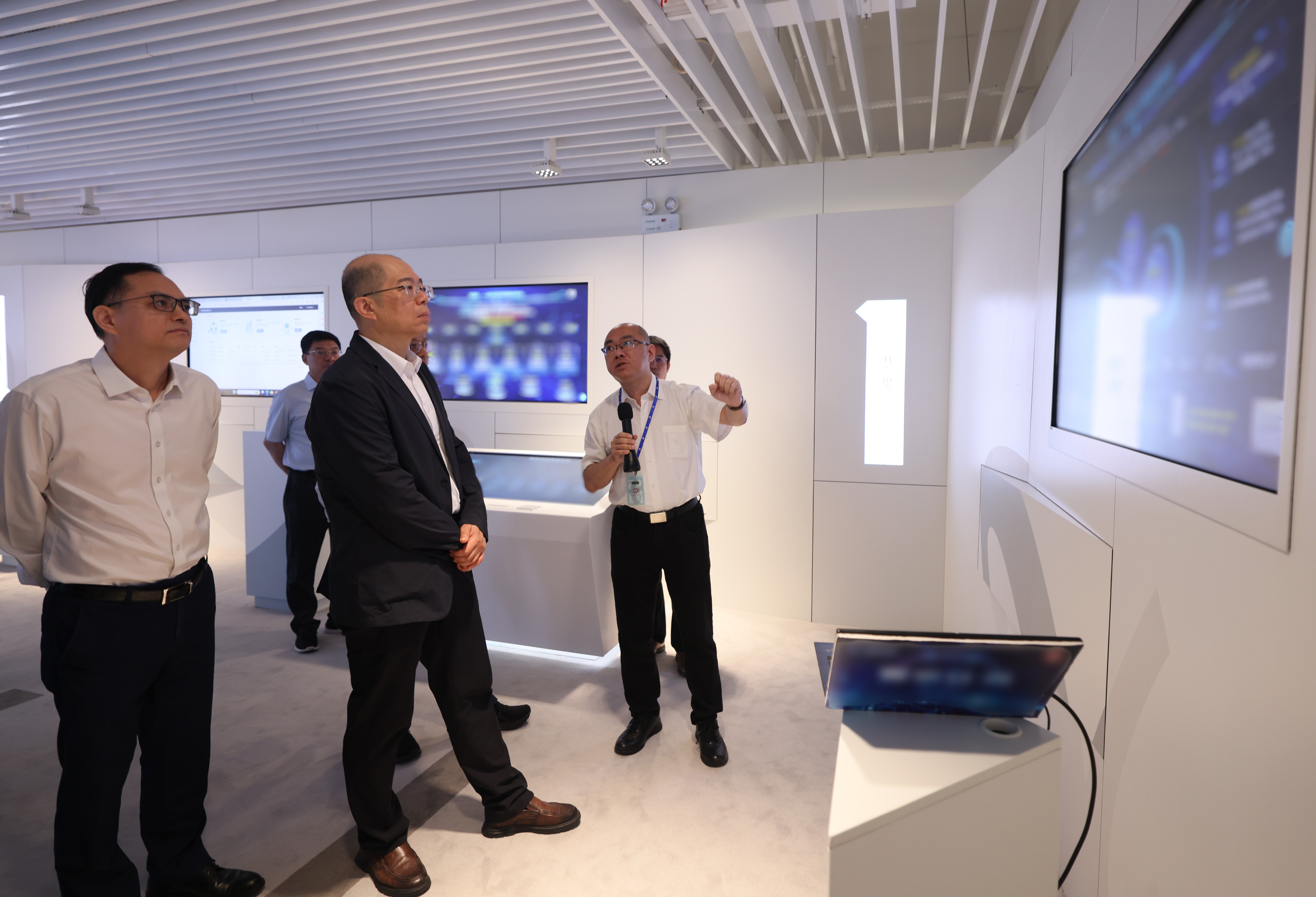 张玉卓、、、国资、、、央企、、、国资委、、、书记、、、主任、、、国企、、、企业刷新